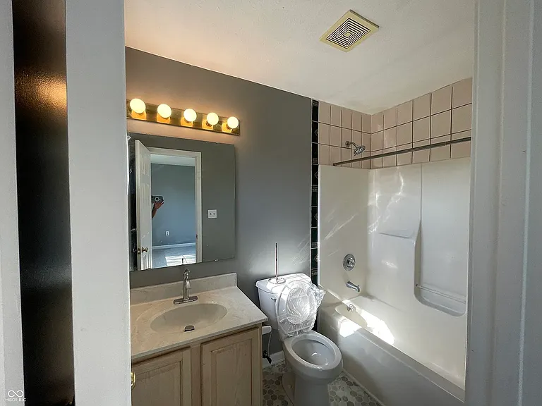 2636 Mae Cir — Photo 28