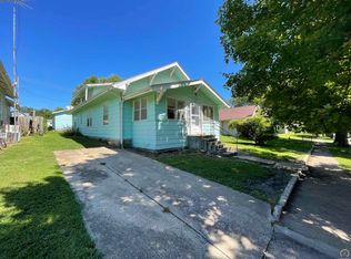 212 W 14th St, Horton, KS 66439