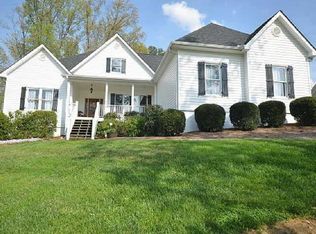 484 Hendon Rd, Woodstock, GA 30188