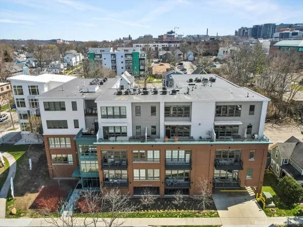 410 N 1st St #106, Ann Arbor, MI 48103