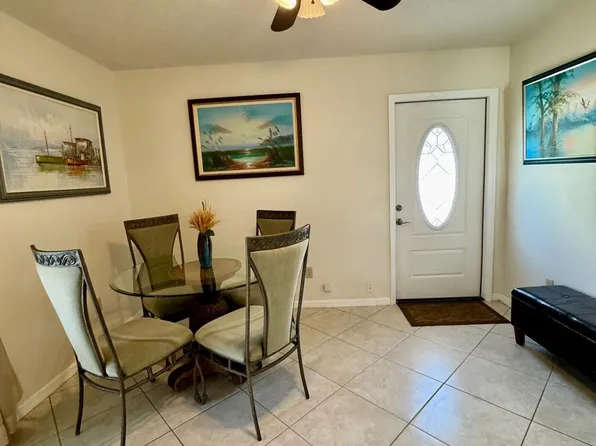 2141 SW Import Dr, Port Saint Lucie, FL 34953