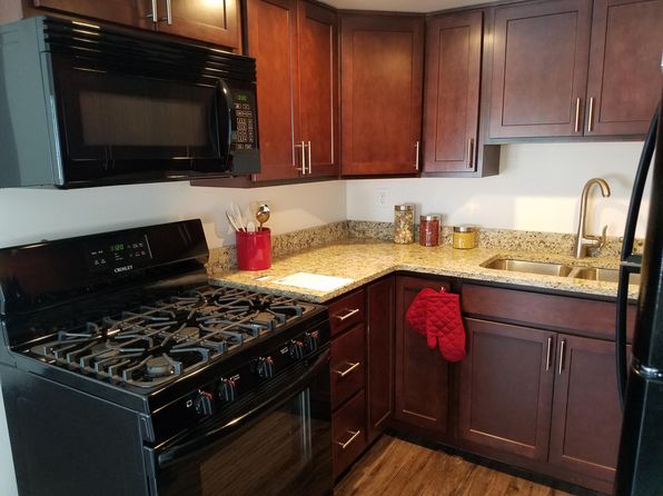 90 Laverack Ave APT 2