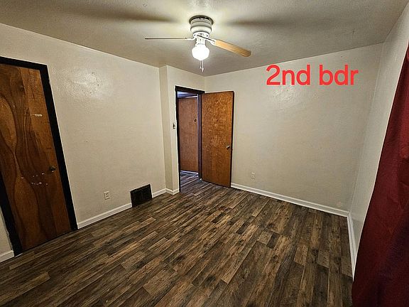 4th image of 233 Connolly Dr