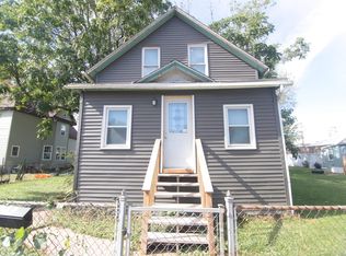 540 46th St, Rock Island, IL 61201