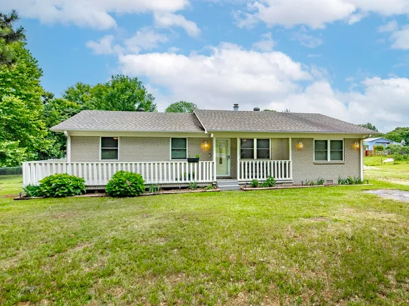 391 Stoney Point Est, Beebe, AR 72012