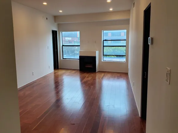 1655 Camden Ave APT 202, Los Angeles, CA 90025