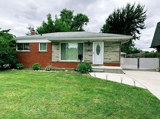 11709 Hovey St, Warren, MI 48089
