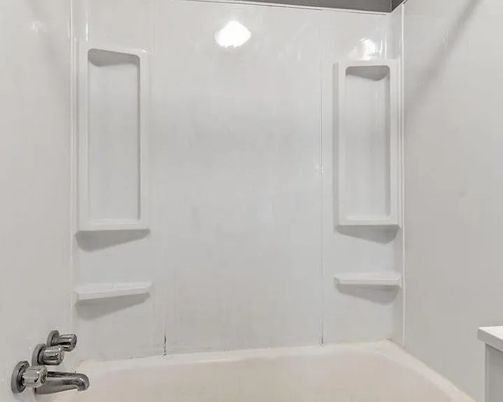 1508 E Livingston St — Photo 16