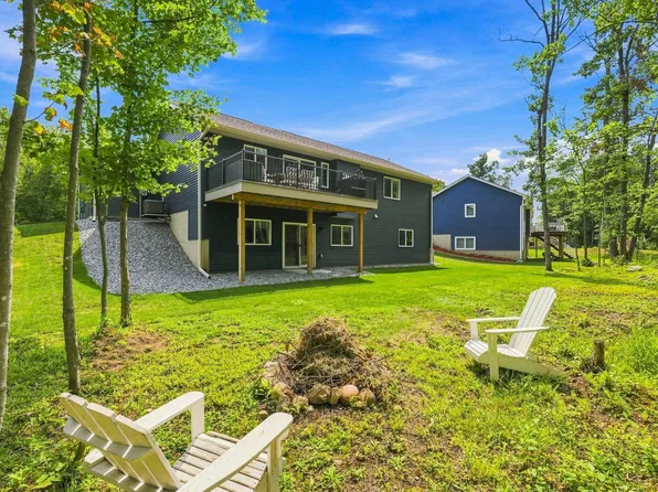 425 Knollwood Ave, Saint Croix Falls, WI 54024