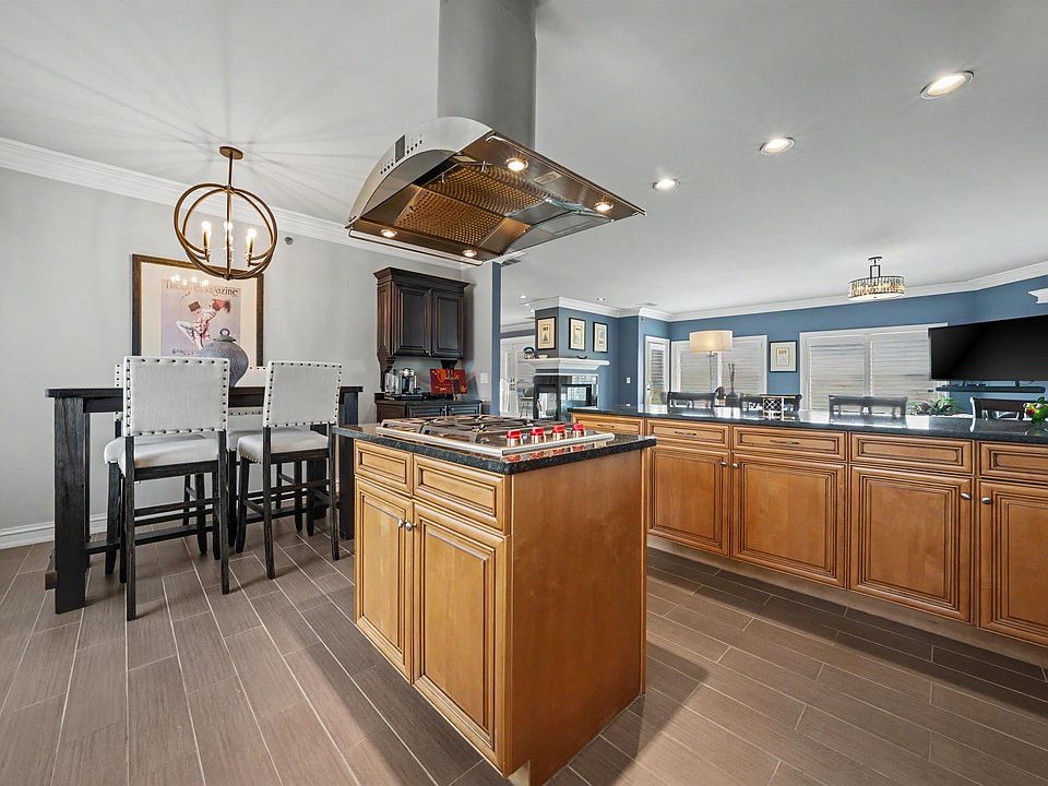 32172 N River Rd #17, photo 16