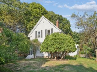 542 Mitchell Rd, Cape Elizabeth, ME 04107