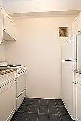 Rented by Barkoff Residential 