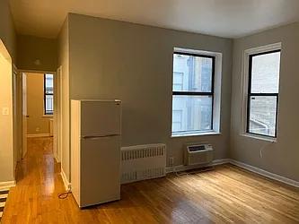 Rented by Salon Realty Corp