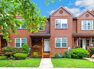 117 Honeylocust Ct, Collegeville, PA 19426