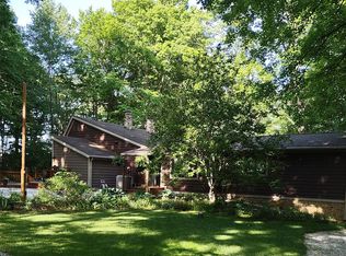 9990 S Bennett Ln, Bloomington, IN 47402