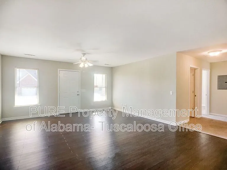 2200 Harrison St — Photo 4