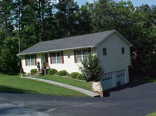 554 Fields Ave, Blue Ridge, VA 24064