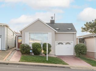 762 Skyline Dr, Daly City, CA 94015