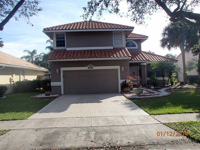 1st image of 10688 Edinburgh St