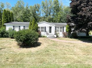 422 McHenry Valley Rd, Almond, NY 14804