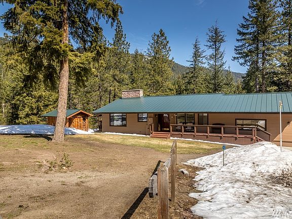 Custom Home on 1 Acre