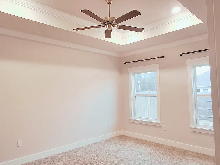 12504 Windsor Dr — Photo 7