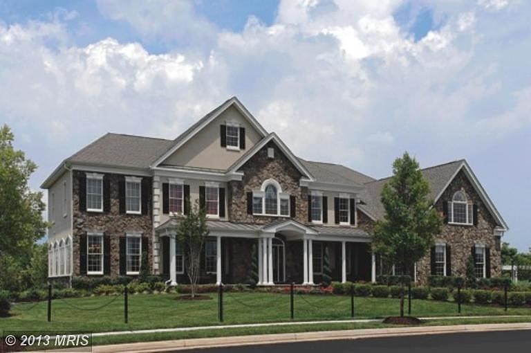Hampton Manor - To Be Built