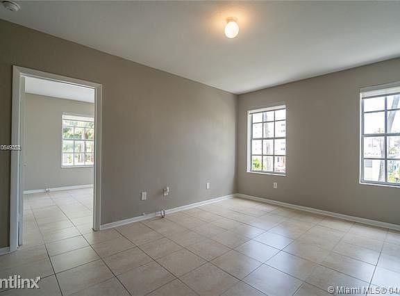 5th image of 700 Euclid Ave APT 212