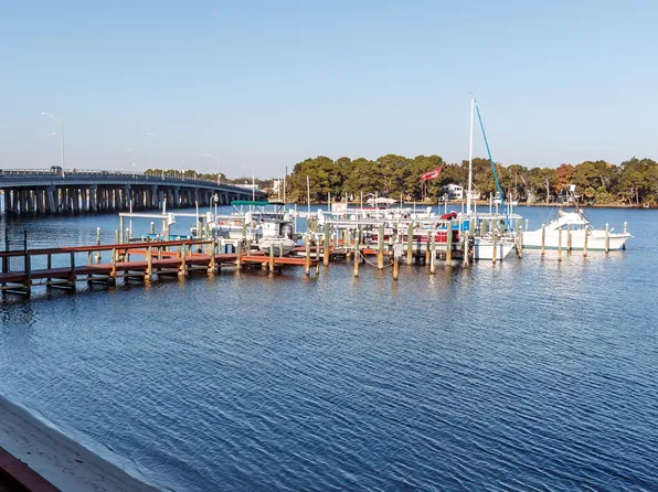 5 Laguna St Unit 301, Fort Walton Beach, FL 32548