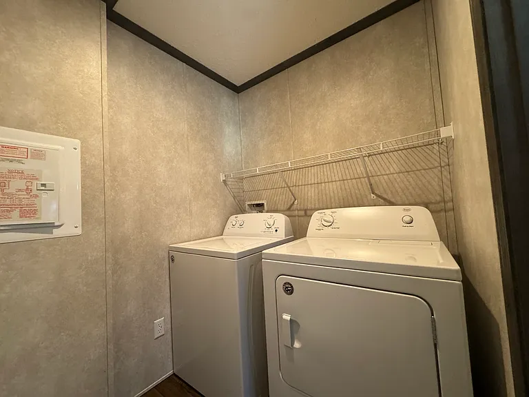 Brookside Manor — Photo 17