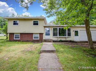 2200 Holliday Dr SW, Wyoming, MI 49519