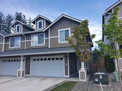 1st image of 3120 Ponderosa St NE #2