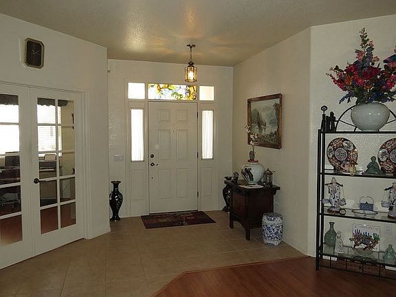 4th image of 2668 Meadowbrook Cir