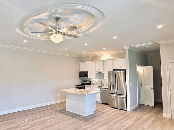 5th image of 9589 Alto Dr