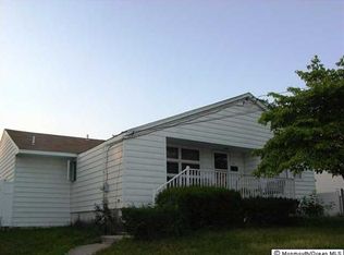 33 Furman Ave, Sayreville, NJ 08872