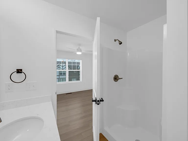 Launch Townhomes — Photo 13