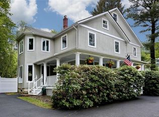 418 S Little Tor Rd, New City, NY 10956