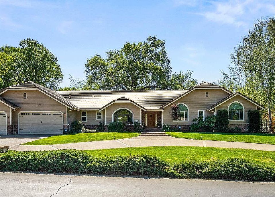 1st image of 4032 Vega Loop