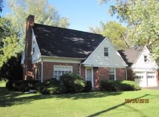 913 County Line Rd, Highland Park, IL 60035