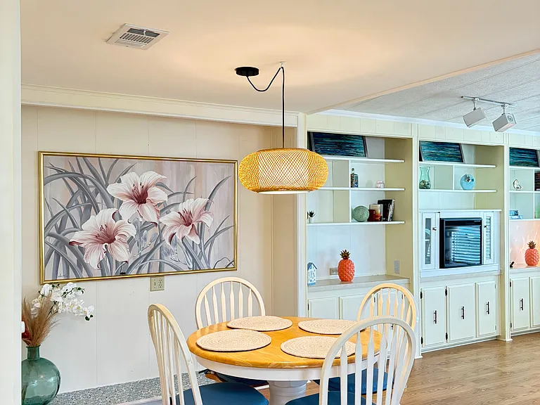 Dining Rm. open off kitchen