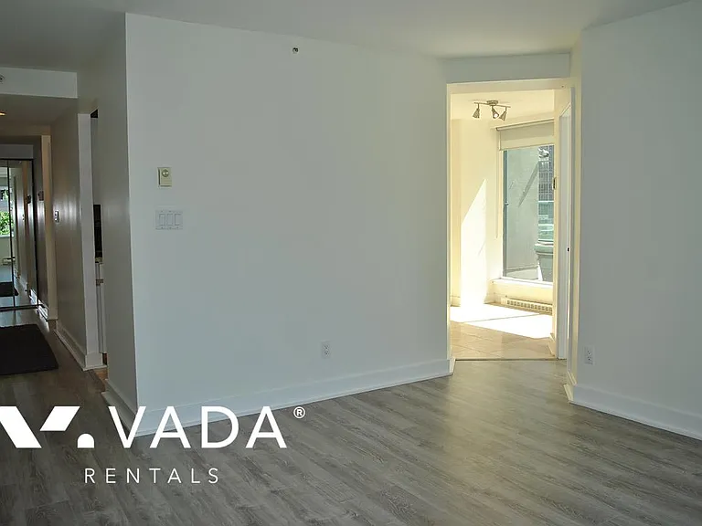 888 Hamilton St #203 — Photo 2