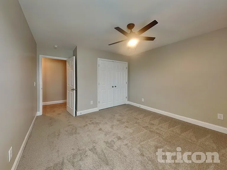 1013 Wickshire Dr — Photo 14