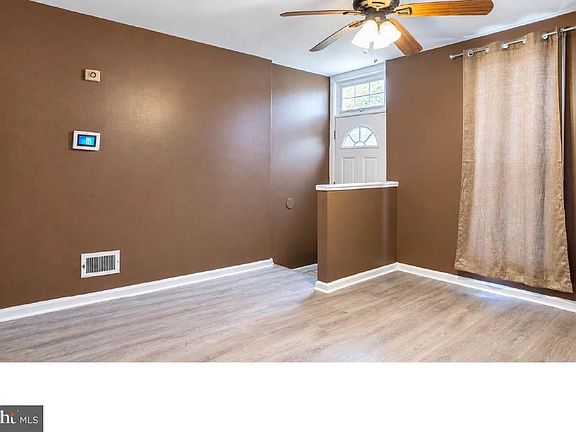 3rd image of 2406 Lauretta Ave