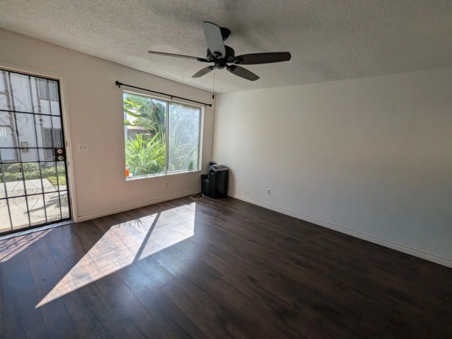 Cozy and Bright 2-Story Condo in the Heart of San Carlos — Photo 3