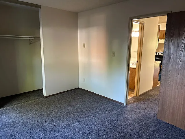 250 Tudor Ave #1A — Photo 7