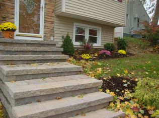 404 S Curtis St, Meriden, CT 06450