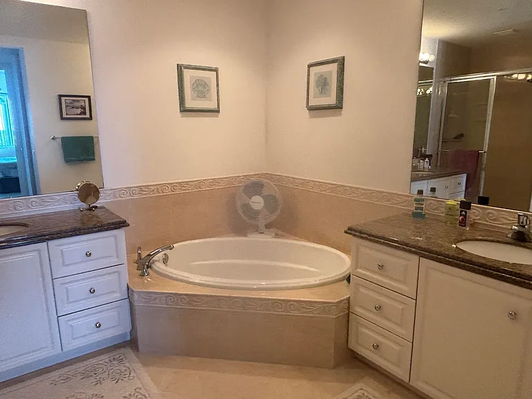 15 Harbour Isle Dr W #Penthouse 05 — Photo 13