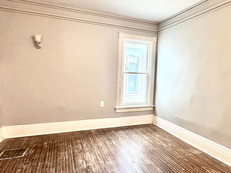 339 Hampshire St #2 — Photo 12