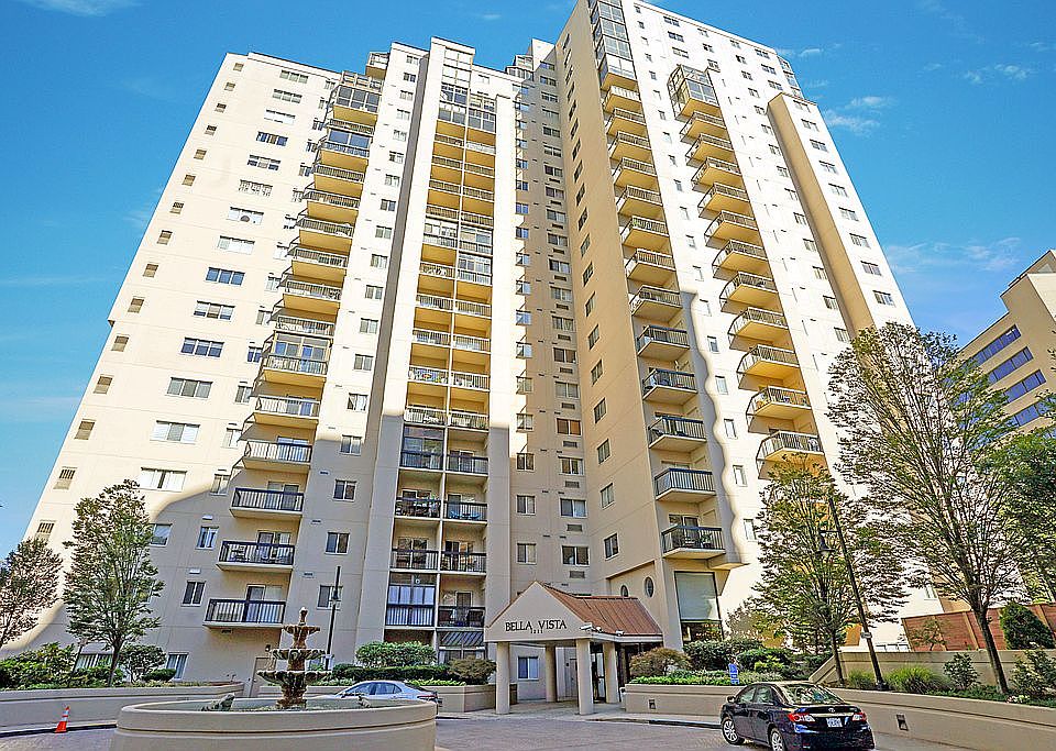 1st image of 1211 S Eads St APT 210