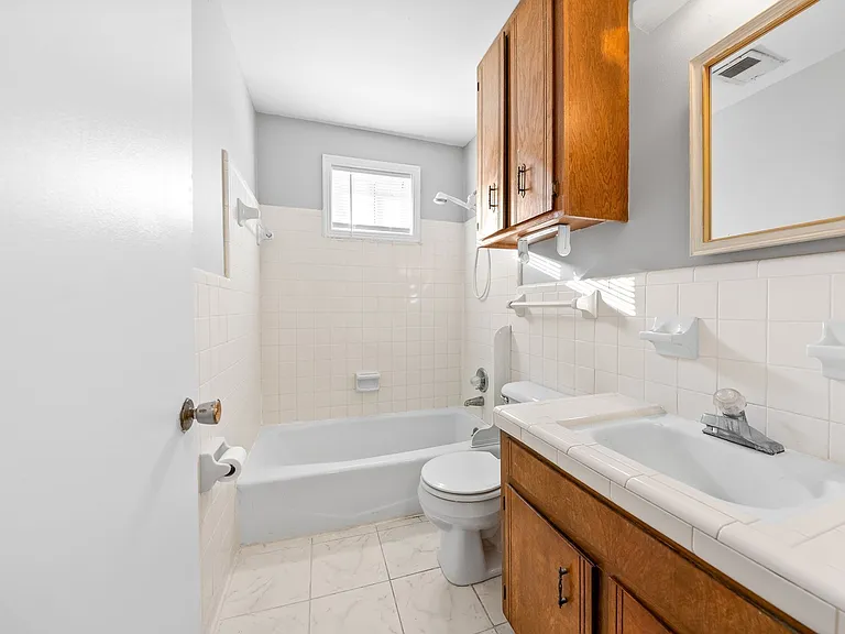 750 Bancroft Cir #A — Photo 8